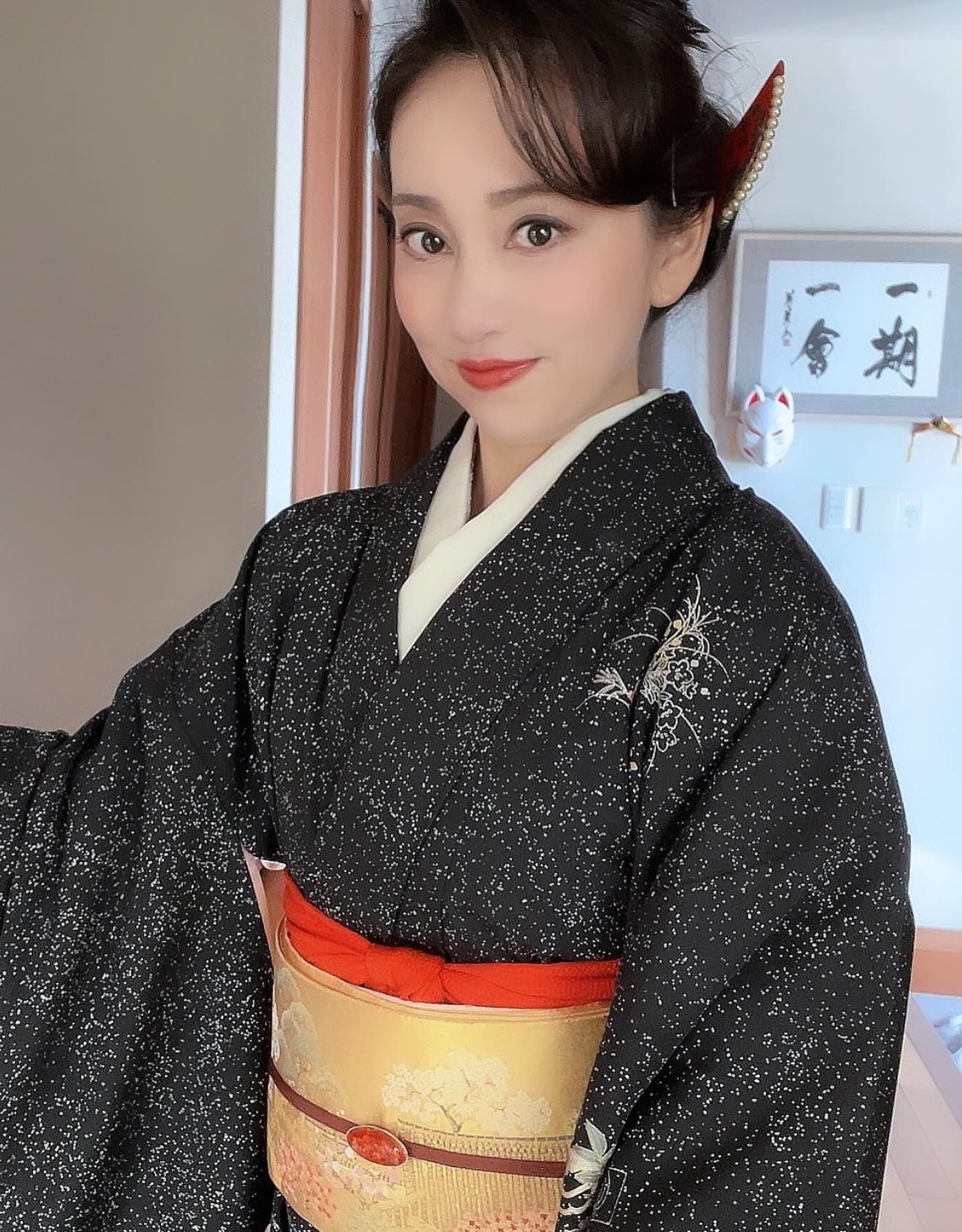 寿　あかね